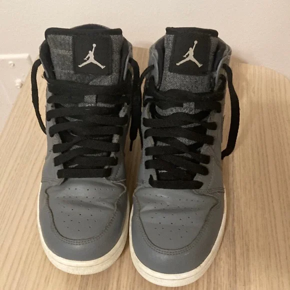 Nike Air Jordan 1 Retro High Cool Grey boys - Picture 2 of 7